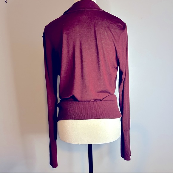 Ultra Soft H&M  Long Sleeve Tie Neck Plum Women's Sweater Medium - Picture 3 of 6